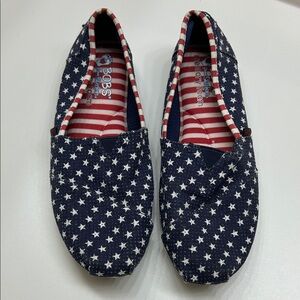 BOBS from Skechers Navy Blue White Patriotic Stars flats / loafers, memory foam